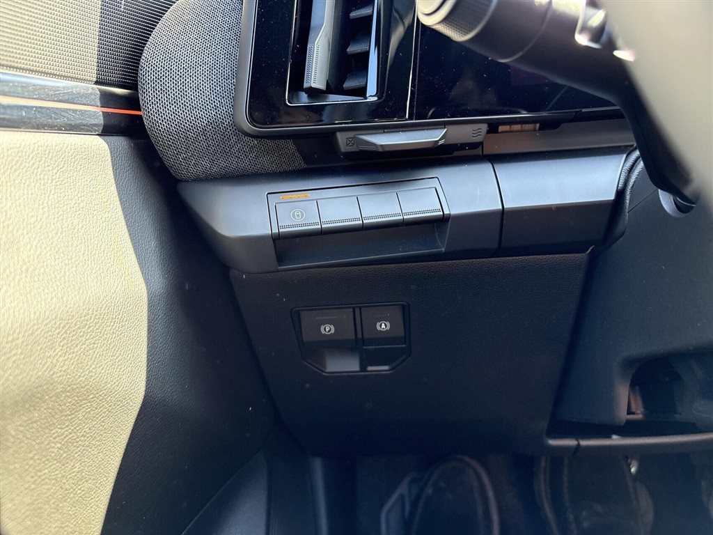 Renault Mégane E-TECH Techno Plus 220HK 5d Aut. - Image 15