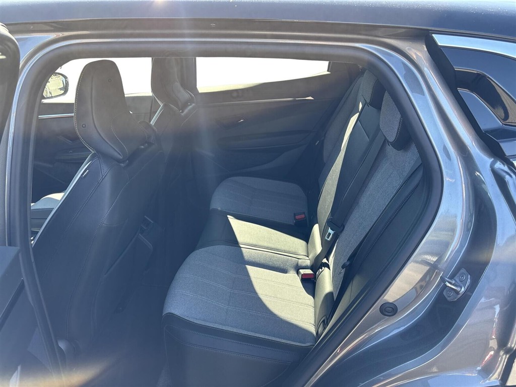 Renault Mégane E-TECH Techno Plus 220HK 5d Aut. - Image 5