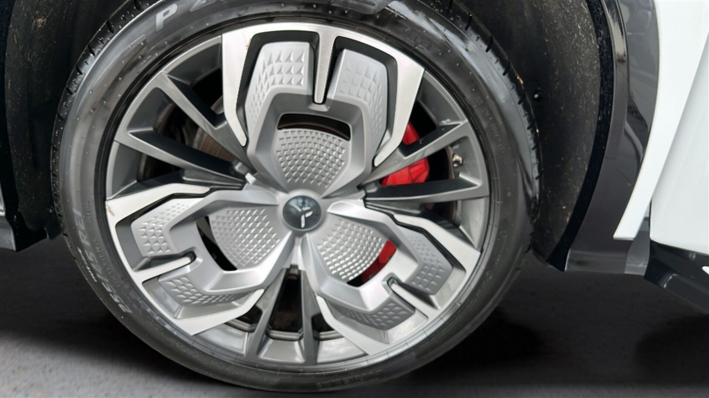 Hongqi EHS7 EL Exclusive 339HK 5d Aut. - Image 15