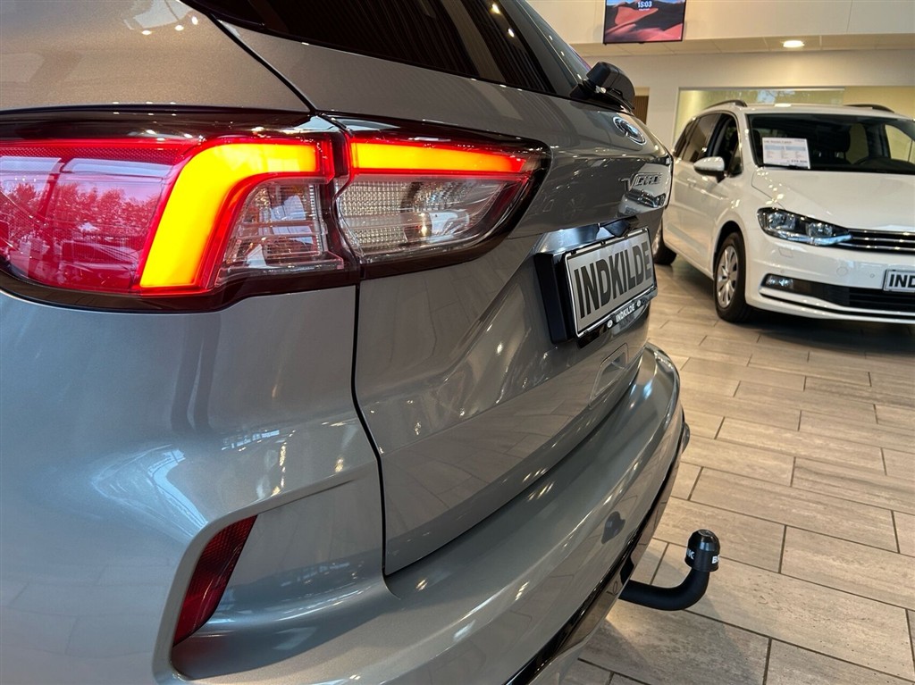 Ford Kuga 2,5 Plugin-hybrid Vignale CVT 225HK 5d Trinl. Gear - Image 16