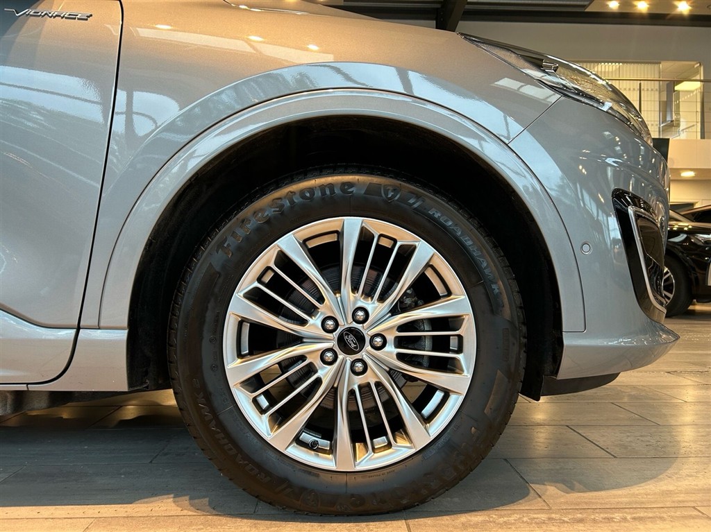 Ford Kuga 2,5 Plugin-hybrid Vignale CVT 225HK 5d Trinl. Gear - Image 4