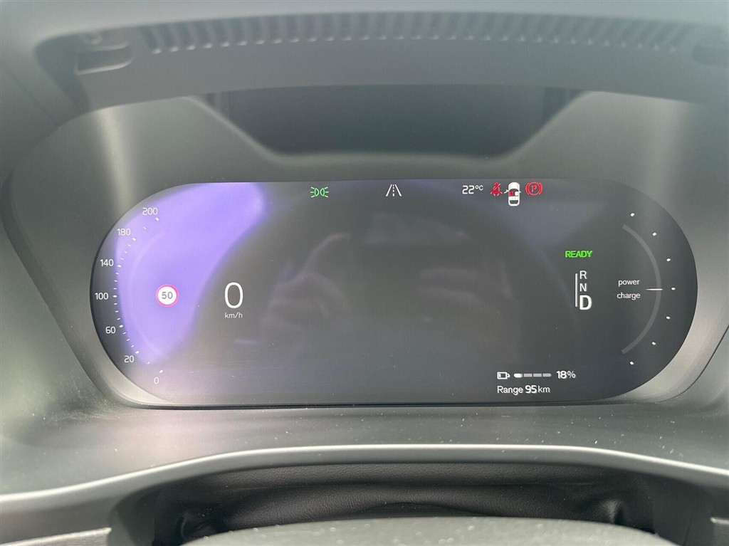 Volvo XC40 Recharge Extended Range Ultimate 252HK 5d Aut. - Image 12