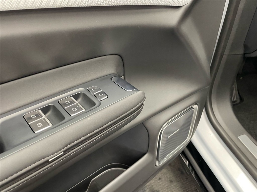 Polestar 4 EL LRDM AWD 544HK 5d Aut. - Image 13