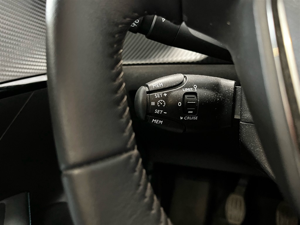 Peugeot 208 1,2 PureTech Allure 100HK 5d 6g - Image 17