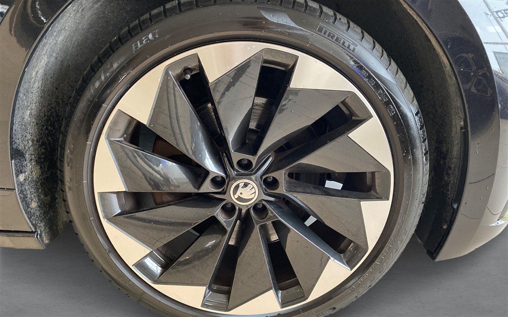 Skoda Enyaq 80 iV Plus 204HK 5d Aut. - Image 16