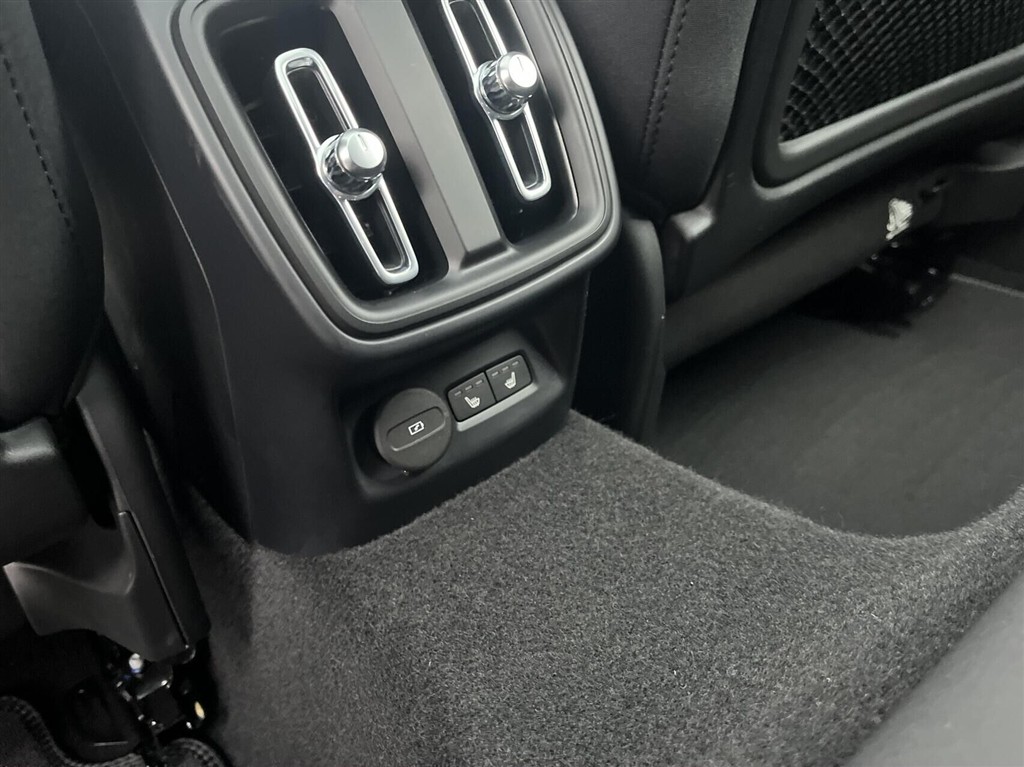 Polestar 2 EL Long range Single motor Plus 231HK 5d Aut. - Image 23