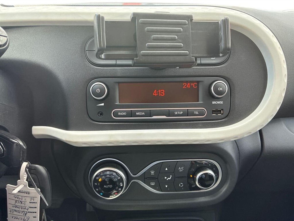 Renault Twingo EL Zen 82HK 5d Aut. - Image 11
