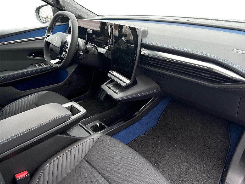 Renault Scénic E-TECH Esprit Alpine 220HK Aut. - Image 10