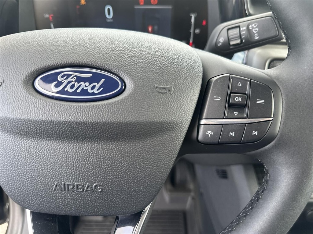 Ford Transit Courier 1,5 EcoBlue Limited 100HK Van 6g - Image 11
