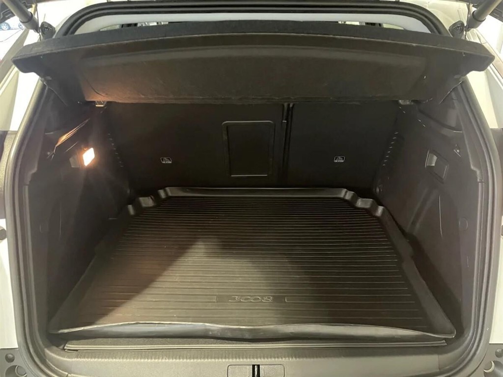 Peugeot 3008 1,6 PureTech Plugin-hybrid Selection Sport EAT8 225HK 5d 8g Aut. - Image 8