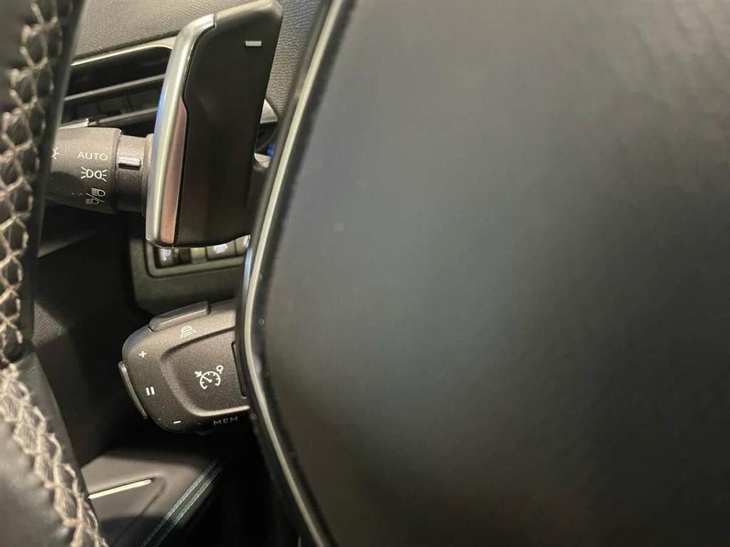 Peugeot 3008 1,6 PureTech Plugin-hybrid Selection Sport EAT8 225HK 5d 8g Aut. - Image 19