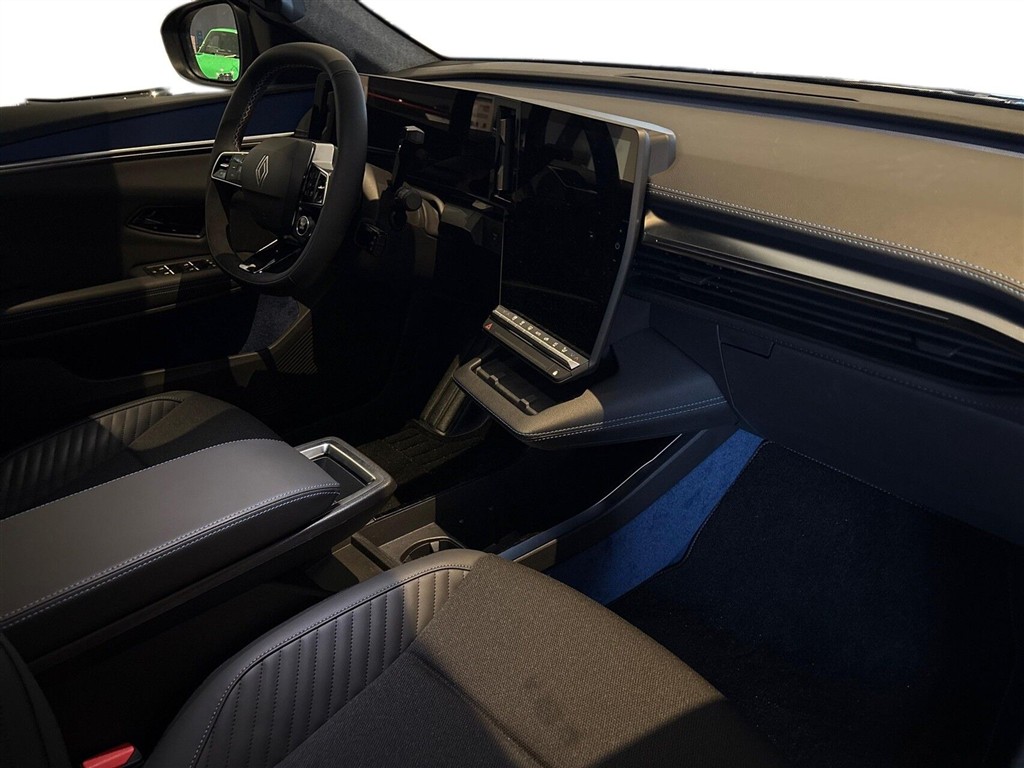 Renault Scénic E-TECH Esprit Alpine 220HK Aut. - Image 10
