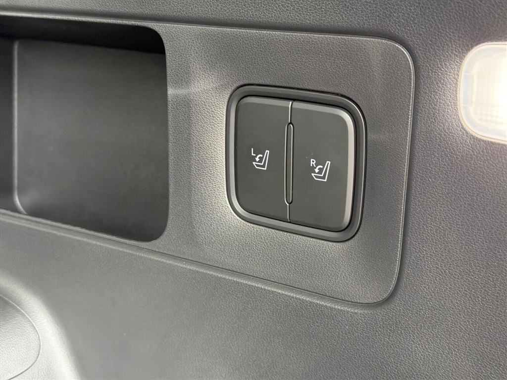 Hyundai Ioniq 9 7 Sæder Electric 110,3 kWh Advanced 218HK 5d Aut. - Image 16