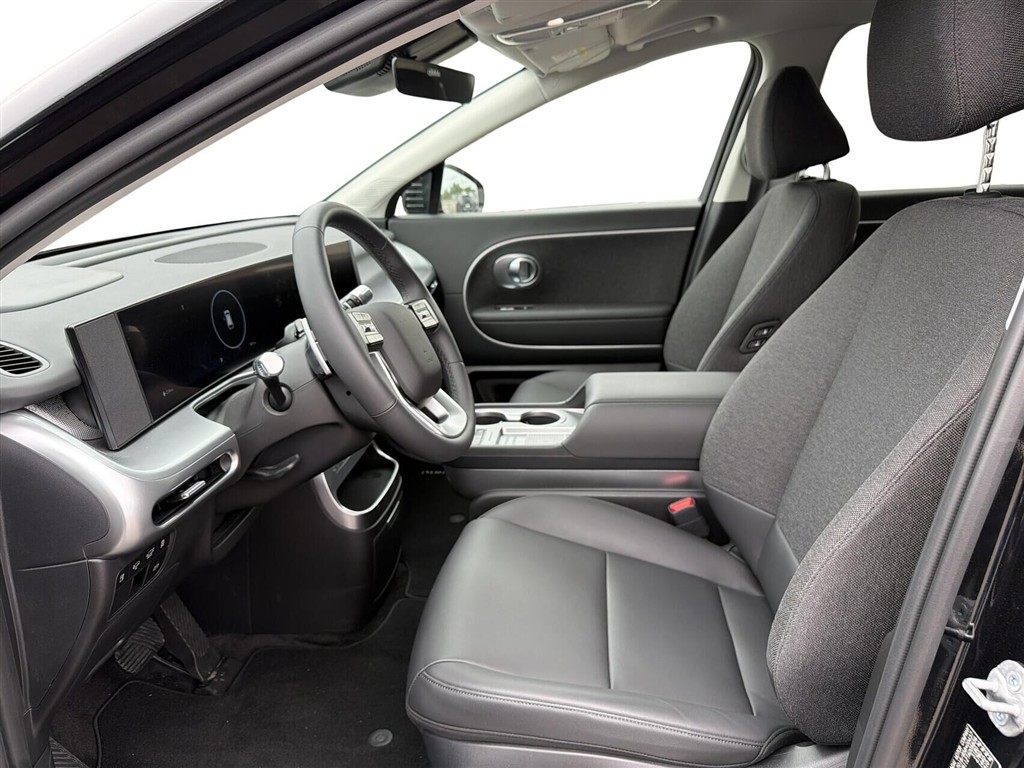 Hyundai Ioniq 9 7 Sæder Electric 110,3 kWh Advanced 218HK 5d Aut. - Image 4