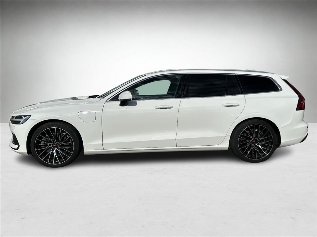 Volvo V60 2,0 T6 Recharge Plugin-hybrid Inscription Expression 340HK Stc 8g Aut. - Image 2