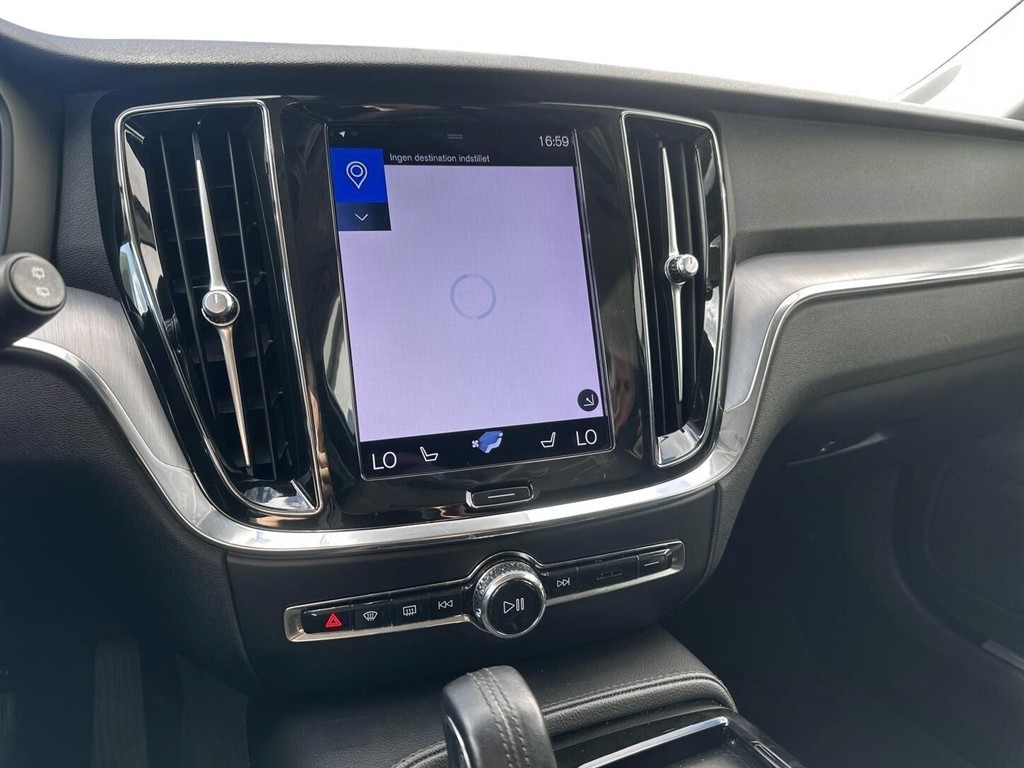 Volvo V60 2,0 T6 Recharge Plugin-hybrid Inscription Expression 340HK Stc 8g Aut. - Image 12