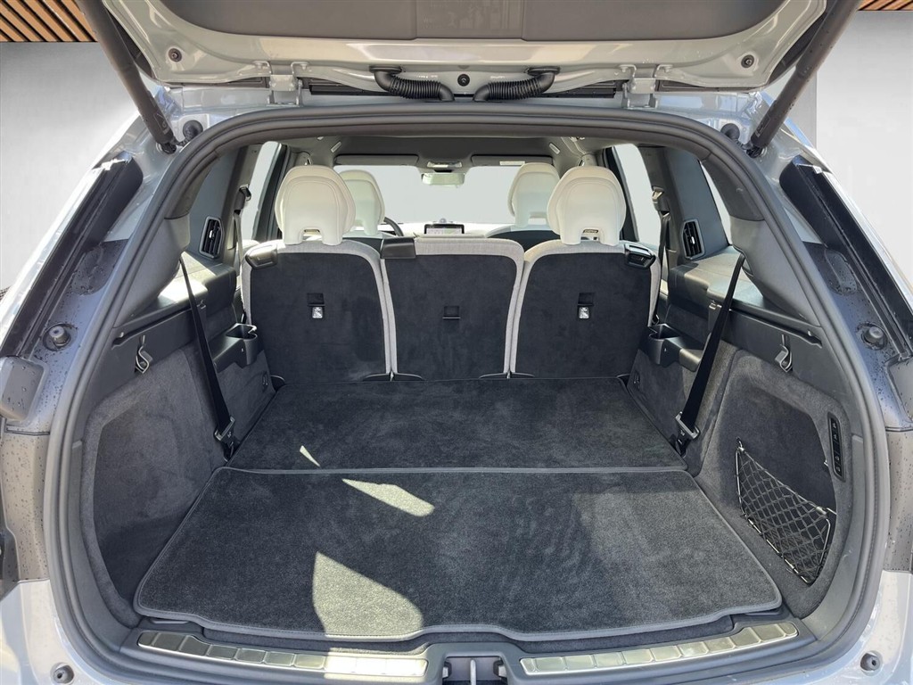 Volvo EX90 Twin Motor Performance Ultra AWD 517HK 5d Aut. - Image 14