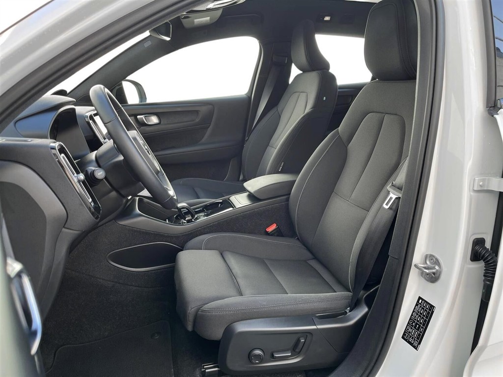 Volvo C40 P6 Recharge Ultimate 231HK 4d Aut. - Image 11