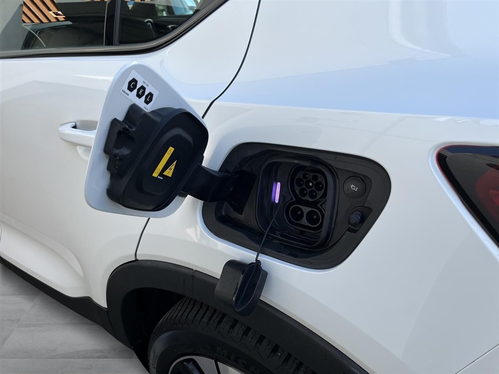 Volvo C40 P6 Recharge Ultimate 231HK 4d Aut. - Image 21