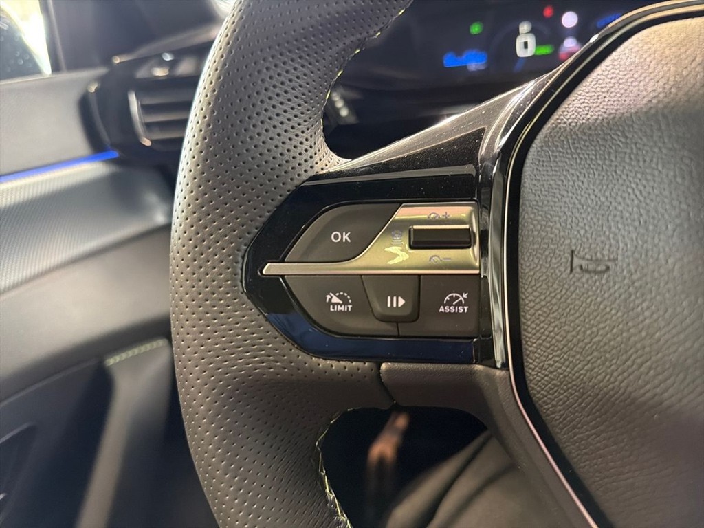 Peugeot e-308 EL GT 156HK 5d Aut. - Image 13