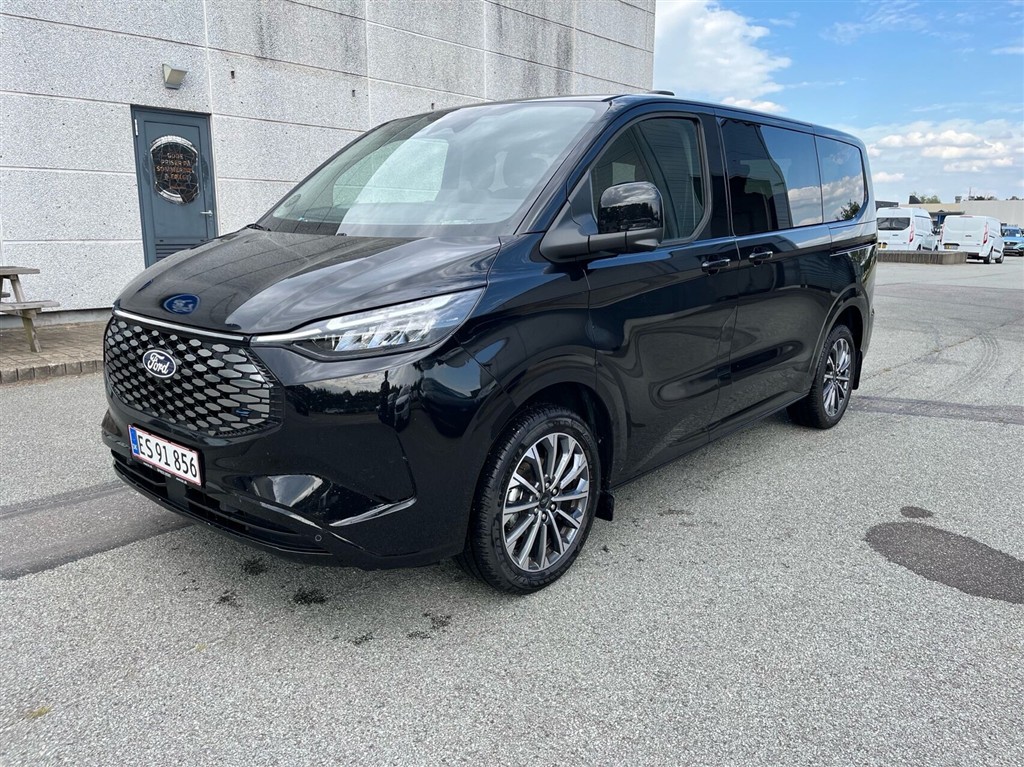 Ford E-Tourneo Custom 340 L2H1 EL Titanium X 218HK Aut.
