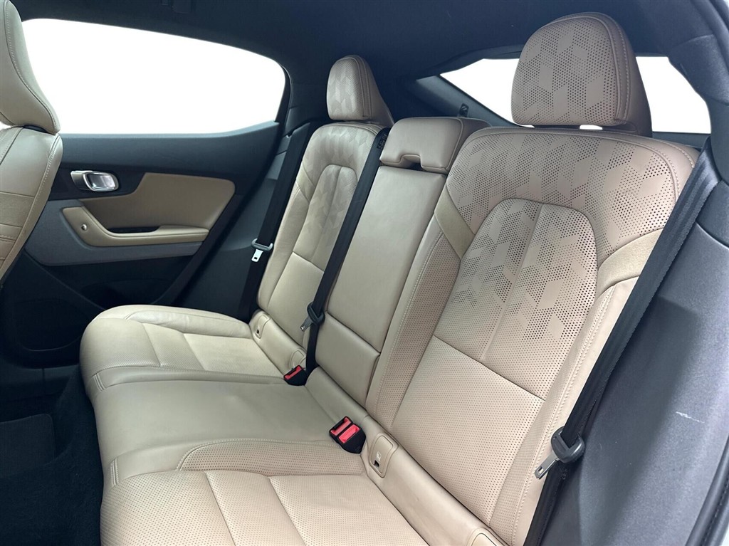 Polestar 2 EL Standard Range Plus 224HK 5d Aut. - Image 13