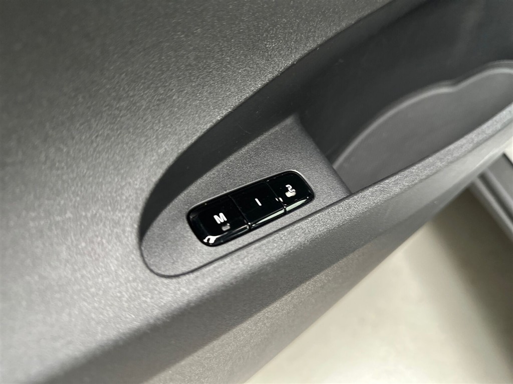 Polestar 2 EL Standard Range Plus 224HK 5d Aut. - Image 20