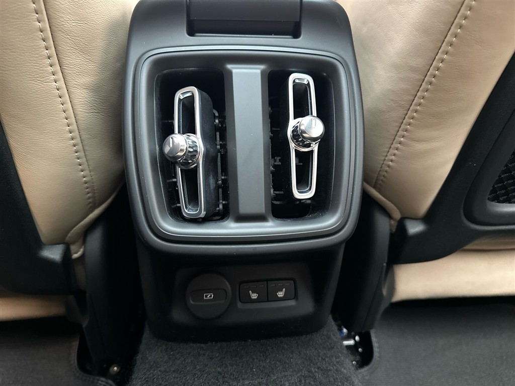Polestar 2 EL Standard Range Plus 224HK 5d Aut. - Image 24