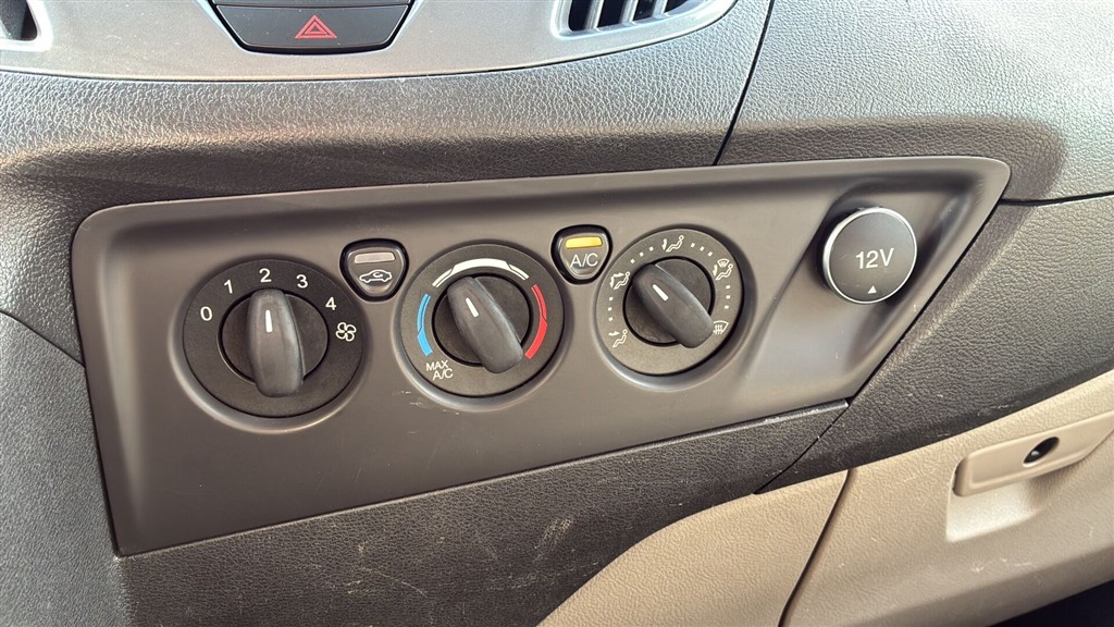 Ford Tourneo Custom 300 L2H1 2,0 TDCi 130HK 6g - Image 18