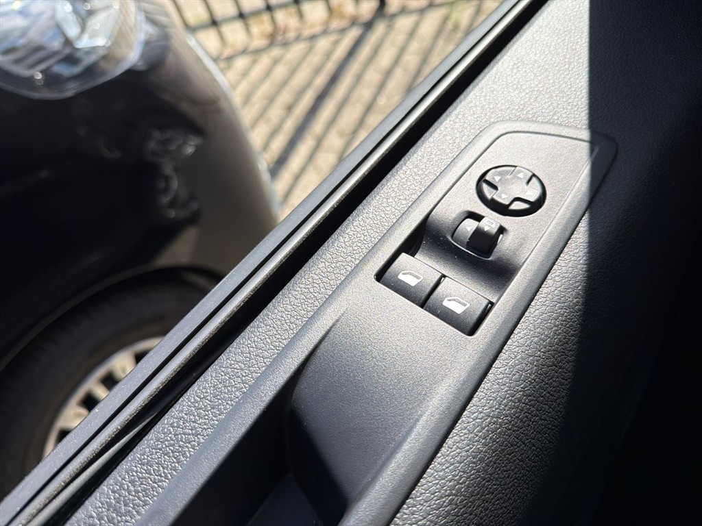 Toyota Proace Verso Electric Long EL Shuttle m/Dobbelt bagdør,Dobb.skydedør 136HK Aut. - Image 17