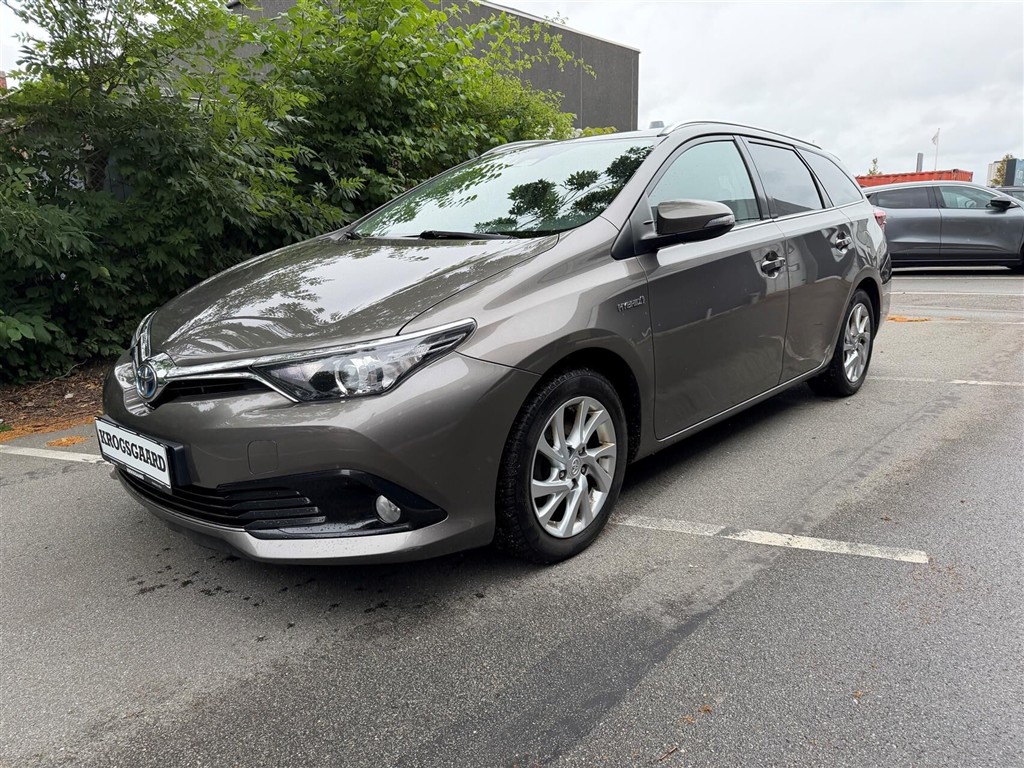 Toyota Auris Touring Sports 1,8 Hybrid H2 Comfort Safety Sense 136HK Stc Aut.