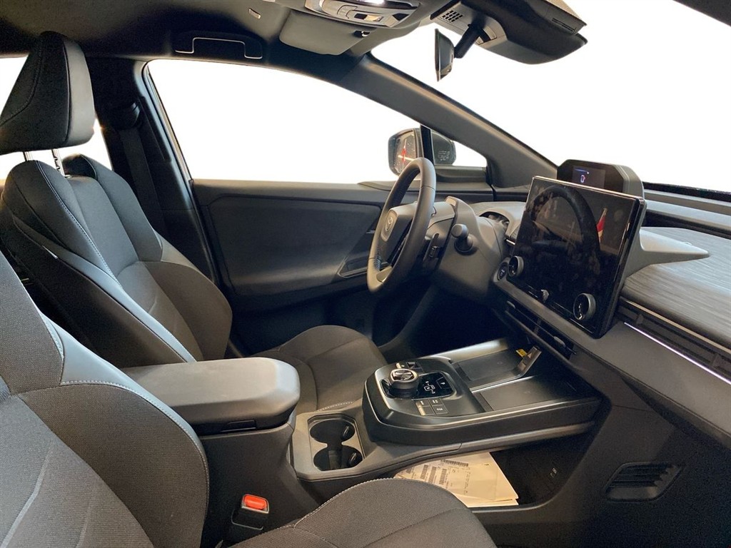 Toyota C-HR+ EL Active 224HK 5d Aut. - Image 16