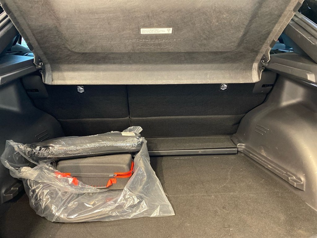 Toyota C-HR+ EL Active 224HK 5d Aut. - Image 18