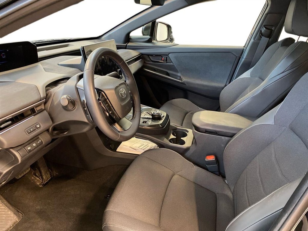 Toyota C-HR+ EL Active 224HK 5d Aut. - Image 19