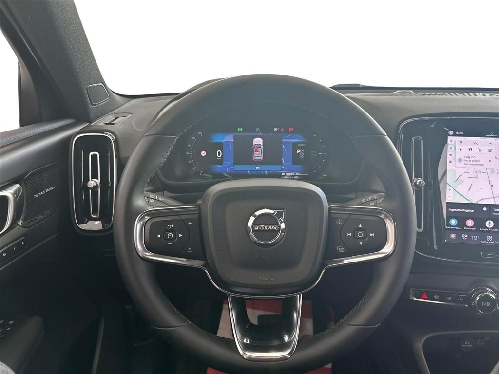 Volvo XC40 P8 Recharge Twin Ultimate AWD 408HK 5d Aut. - Image 12