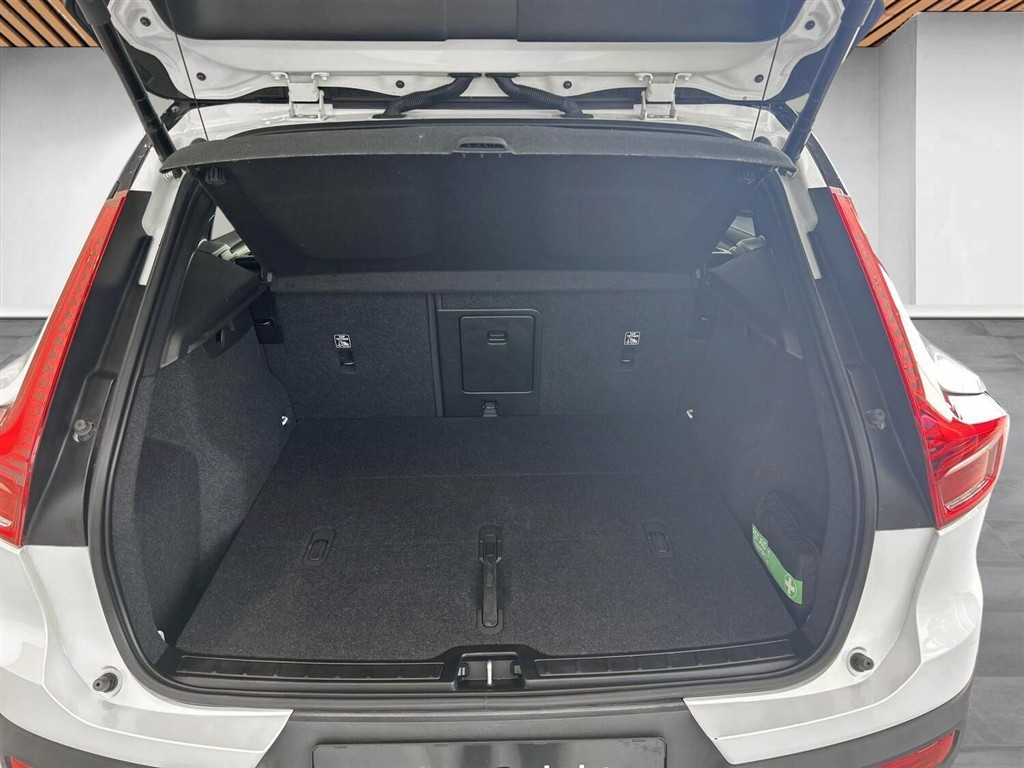 Volvo XC40 P8 Recharge Twin Ultimate AWD 408HK 5d Aut. - Image 15
