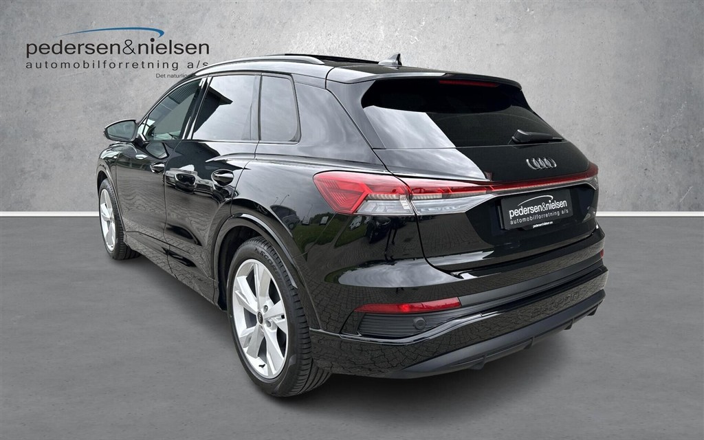 Audi Q4 45 E-tron S Line 286HK 5d Aut. - Image 4