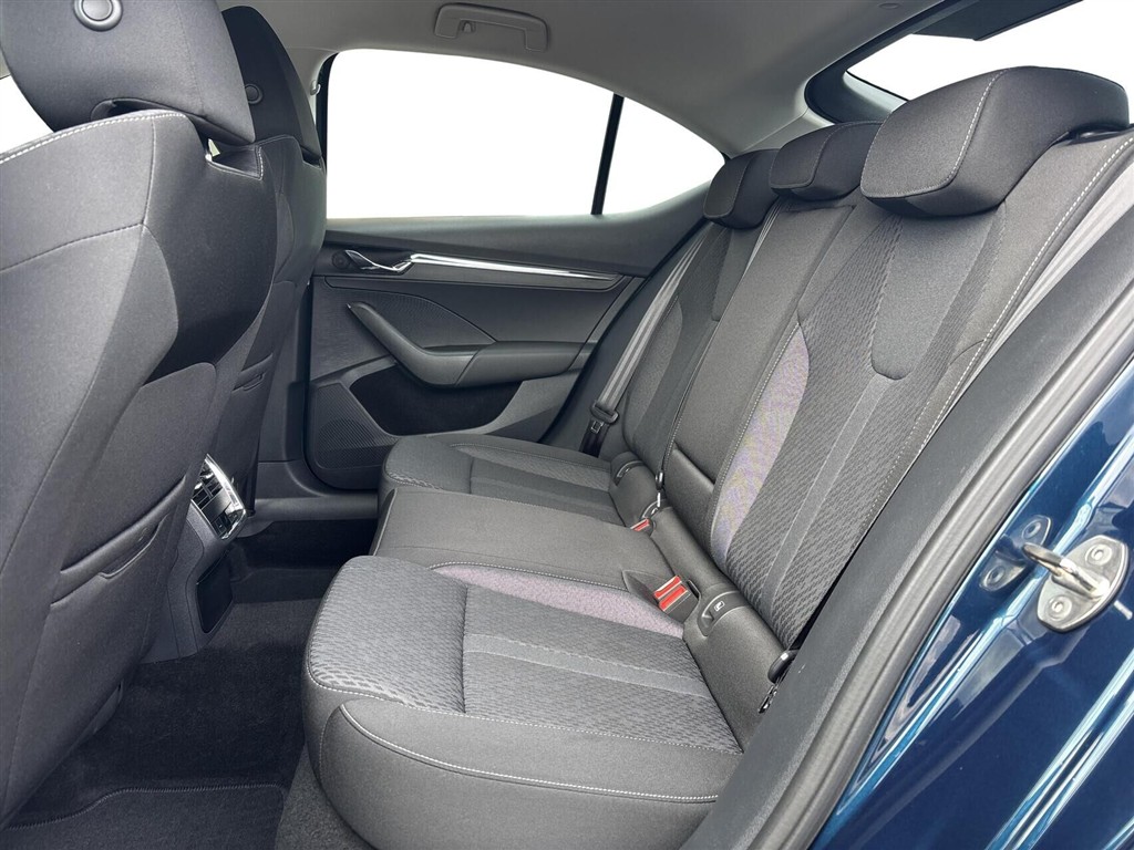 Skoda Octavia 1,4 TSI Plugin-hybrid iV Plus DSG 204HK 5d 6g Aut. - Image 5