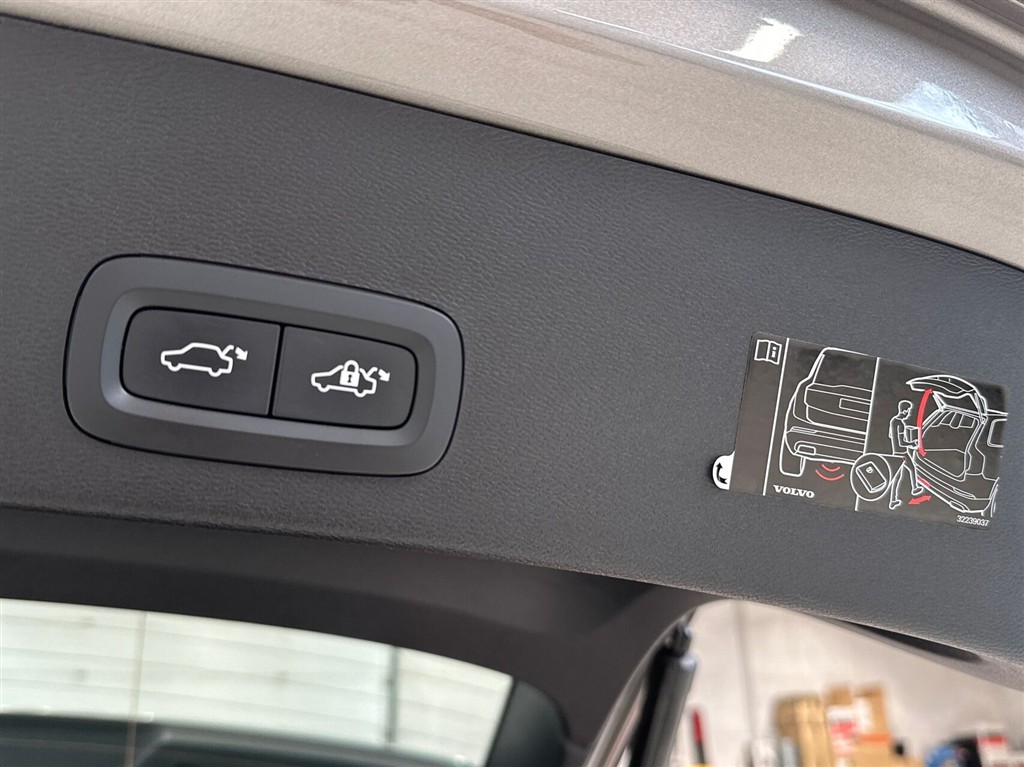 Volvo XC40 1,5 T5 Recharge Plugin-hybrid Inscription 262HK 5d 7g Aut. - Image 21