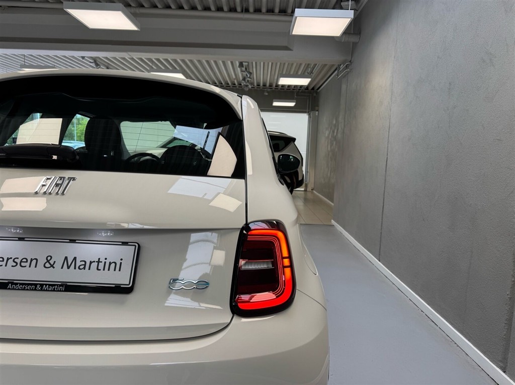 Fiat 500e EL Icon 118HK 3d Aut. - Image 8