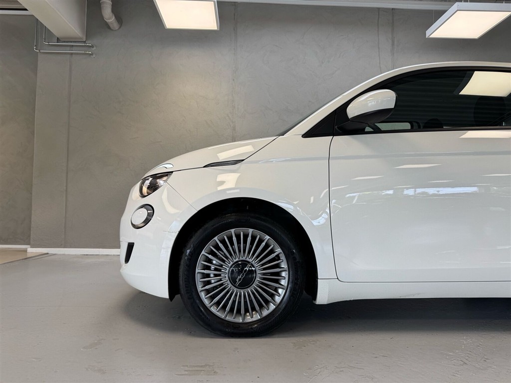 Fiat 500e EL Icon 118HK 3d Aut. - Image 4
