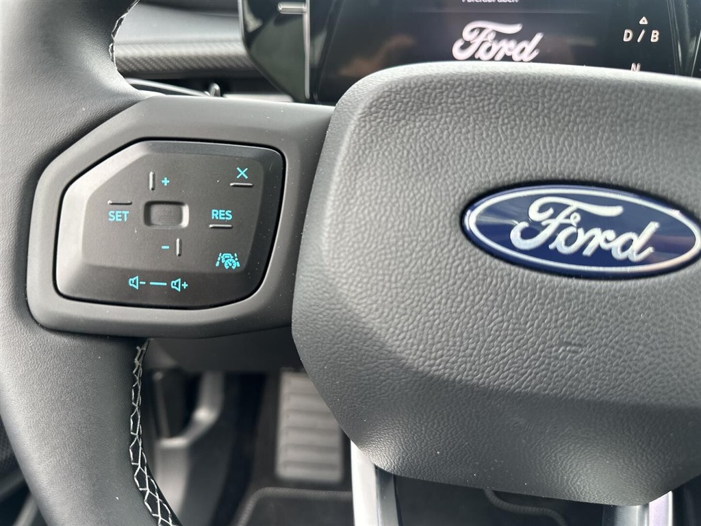 Ford Explorer EL UR Premium RWD 286HK 5d Aut. - Image 9