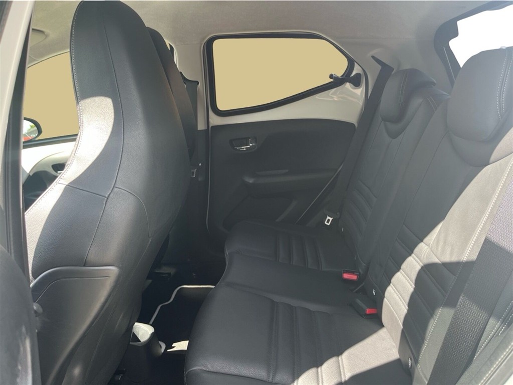 Toyota Aygo 1,0 VVT-I X-Cellence 69HK 5d - Image 12
