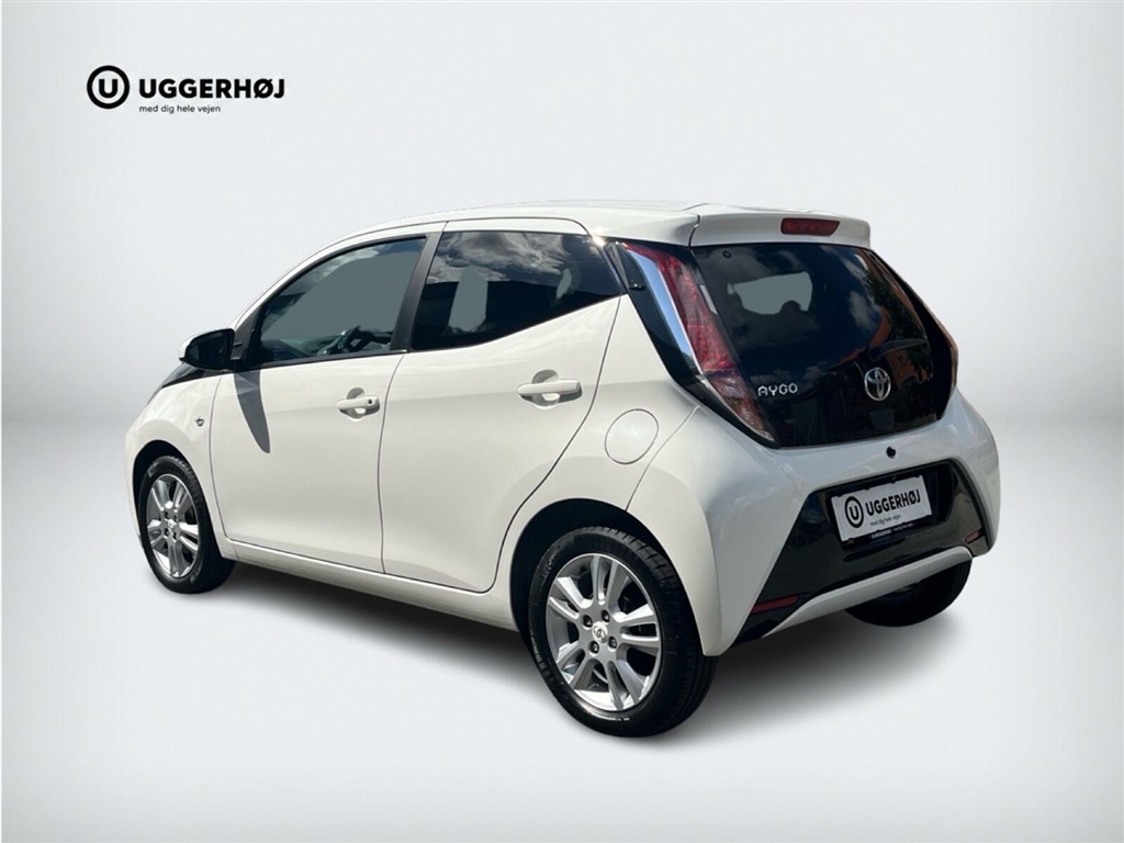 Toyota Aygo 1,0 VVT-I X-Cellence 69HK 5d - Image 4
