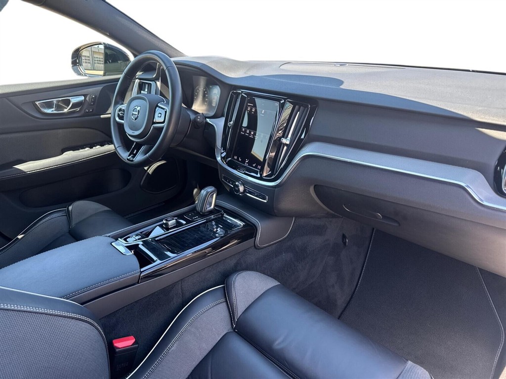 Volvo V60 2,0 T6 Recharge Plugin-hybrid R-design 340HK Stc 8g Aut. - Image 5