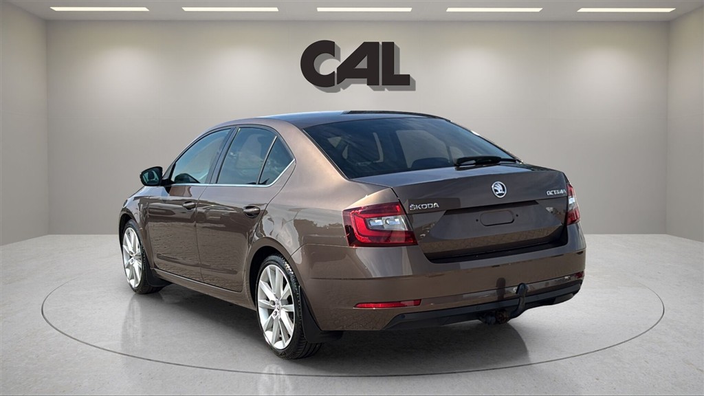 Skoda Octavia 1,6 TDI Style DSG 115HK 5d 7g Aut. - Image 4