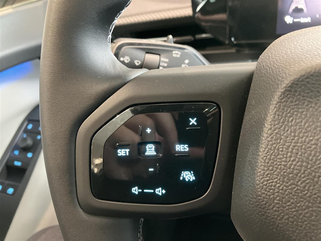 Ford Explorer EL UR Premium RWD 286HK 5d Aut. - Image 9