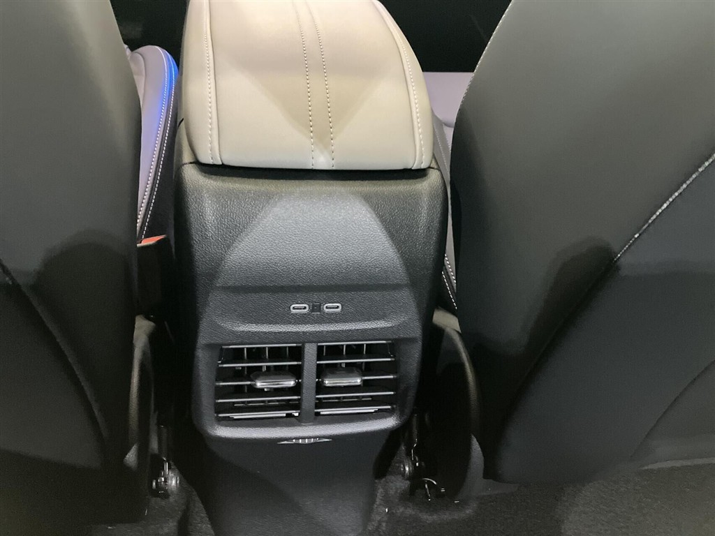 Ford Explorer EL UR Premium RWD 286HK 5d Aut. - Image 7