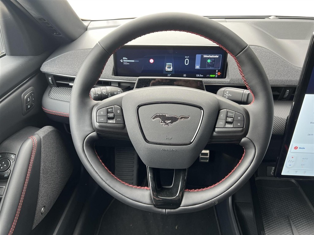 Ford Mustang Mach-E EL UR Premium 276HK 5d Aut. - Image 7