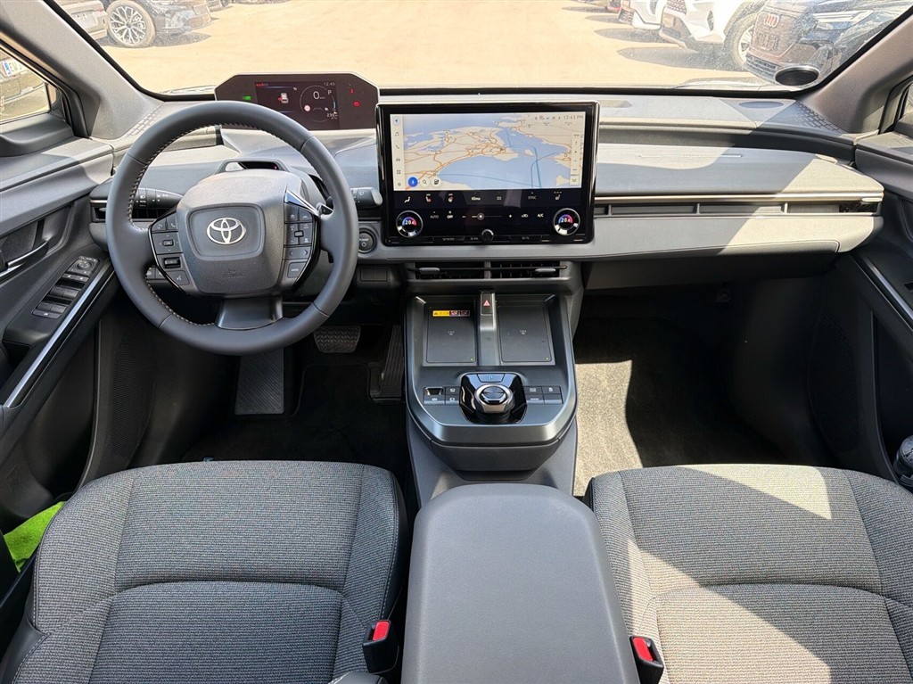 Toyota bZ4X Touring 165 kW (224 hk) aut. gear Active Tech - Image 8